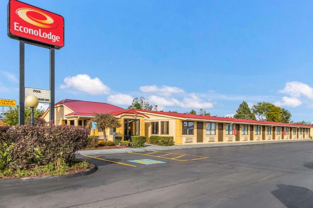 Econo Lodge Norwalk Main image